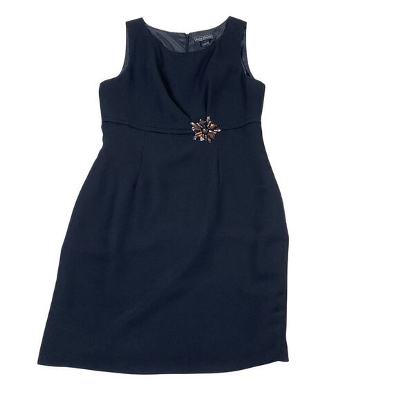 Jessica Howard Black Sheath Dress w Amber Beaded Rosette Embelishment - Size 14 - Picture 1 of 5